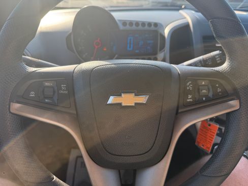 Used 2016 Chevrolet Sonic LT image 9