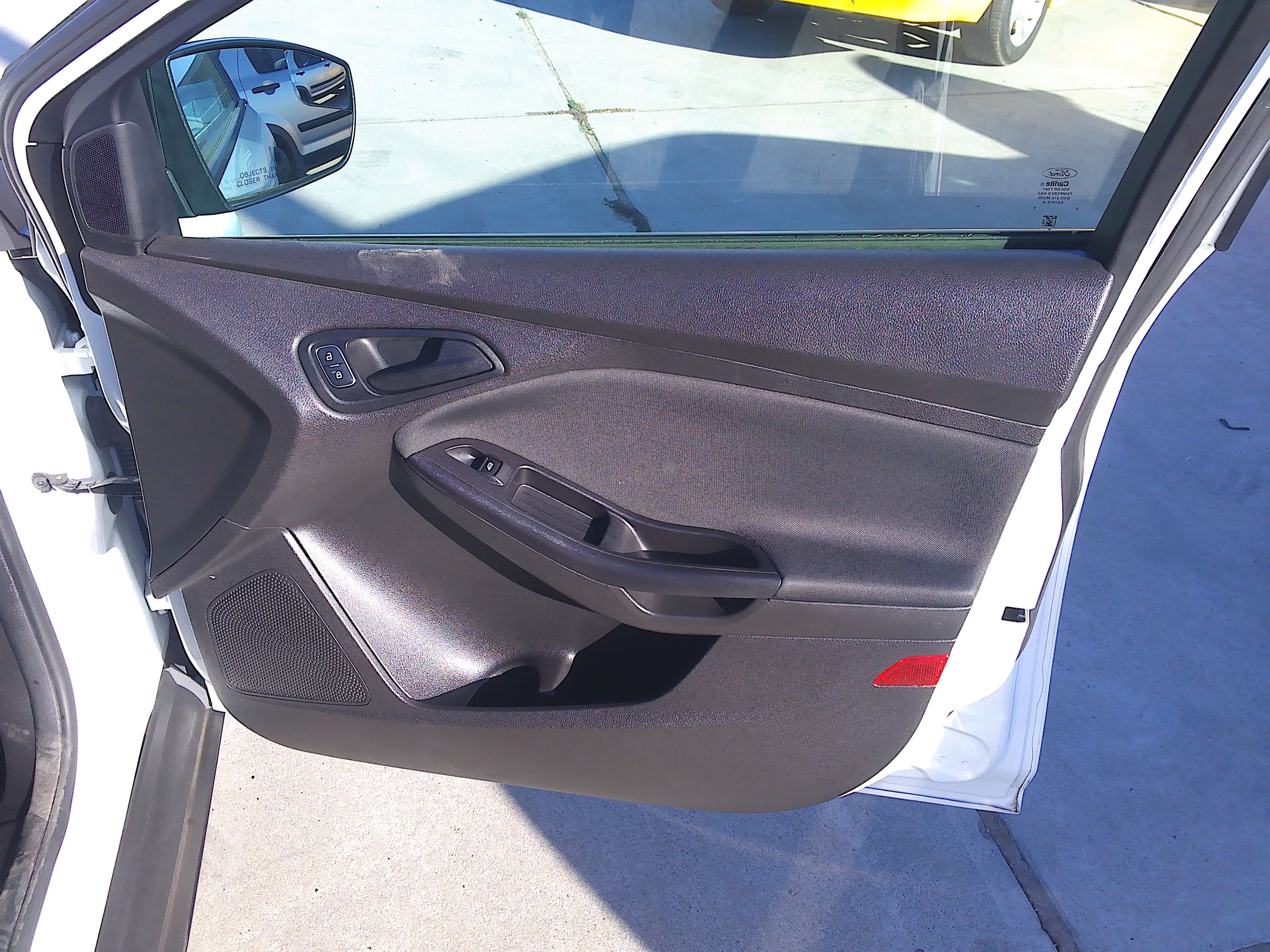 Used 2015 Ford Focus S Sedan FWD image 11