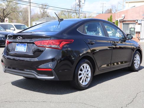 Used 2020 Hyundai Accent SEL image 8