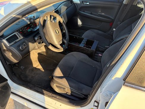 Used 2016 Chevrolet Impala LS image 6