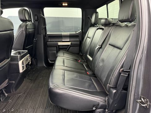 Used 2020 Ford F150 Lariat image 32