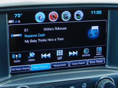Used 2019 Chevrolet Silverado 1500 4x4 Double Cab LD LT image 3