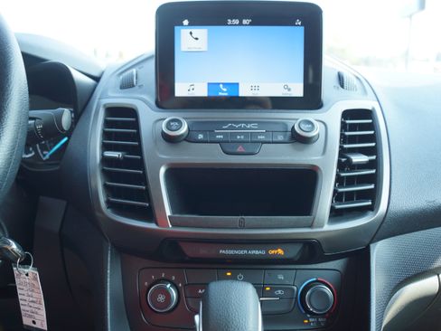 Used 2020 Ford Transit Connect XL image 12