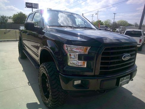 Used 2016 Ford F150 XLT image 30