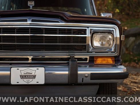 Used 1991 Jeep Grand Wagoneer image 66