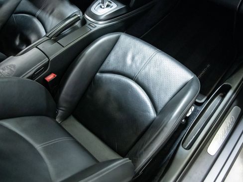 Used 2010 Porsche 911 Turbo image 15