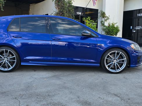 Used 2017 Volkswagen Golf R 20th Anniversary Edition image 5