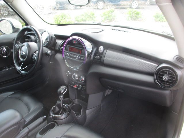 Used 2014 MINI Cooper FWD image 17