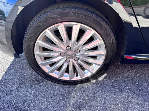 Used 2016 Audi A3 e-tron Premium image 12