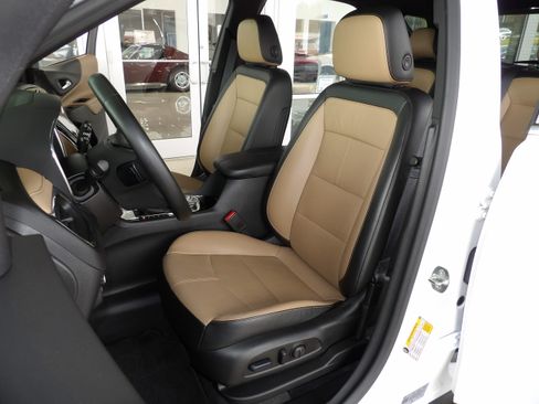 Certified 2024 Chevrolet Equinox Premier image 19