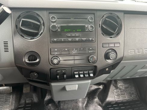 Used 2011 Ford F450 image 10