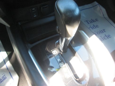 Used 2016 Nissan Rogue SL image 12