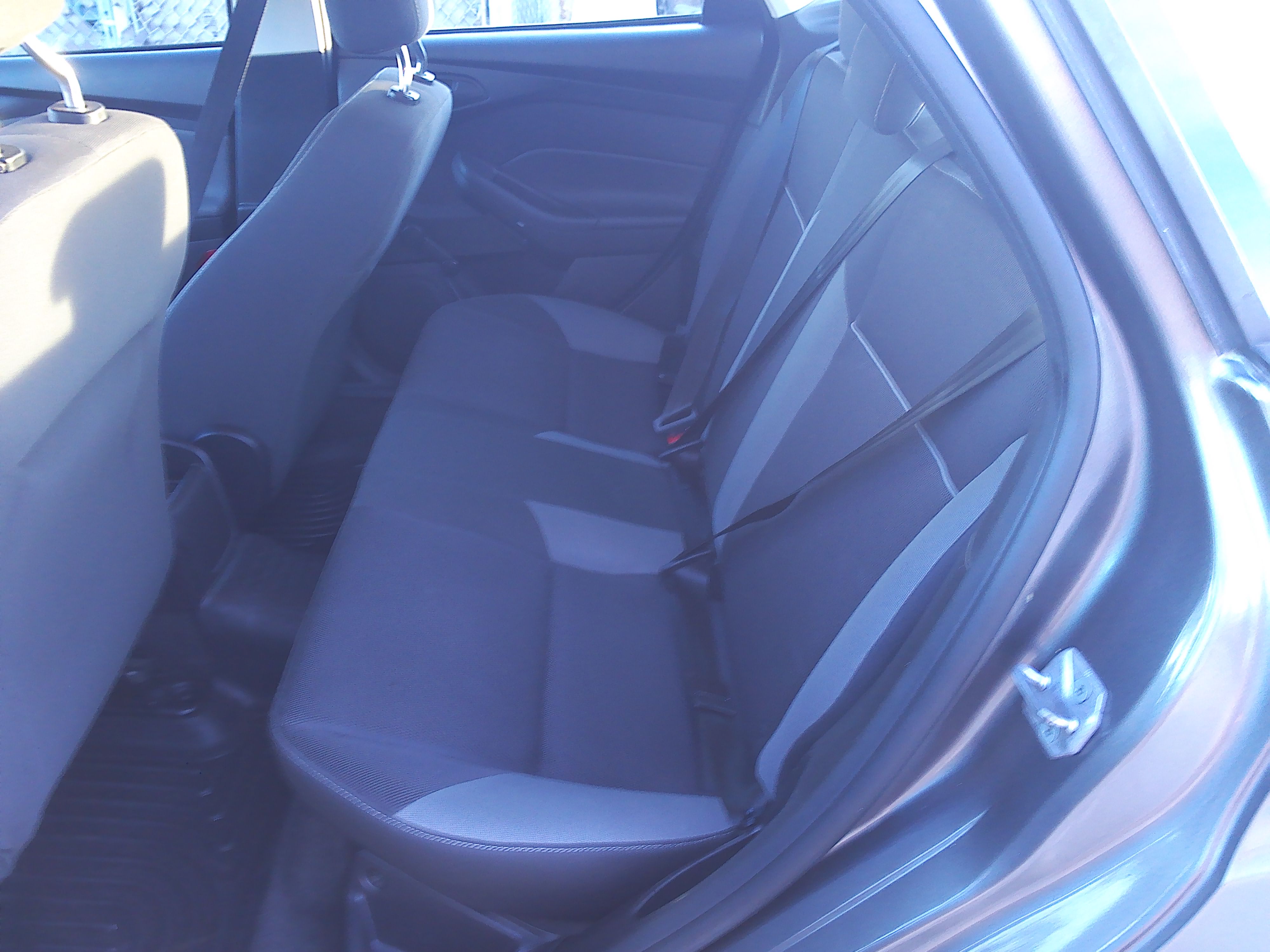 Used 2014 Ford Focus S Sedan FWD image 8