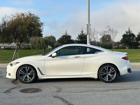 Used 2021 INFINITI Q60 3.0t Luxe image 2