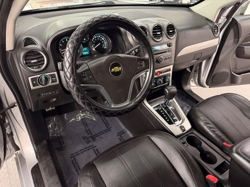 Used 2012 Chevrolet Captiva Sport LTZ image 7