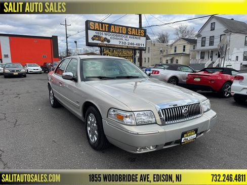 Used 2008 Mercury Grand Marquis LS image 1