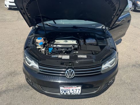 Used 2012 Volkswagen Eos Komfort FWD image 17
