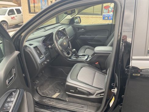Used 2020 Chevrolet Colorado Z71 image 14