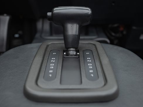 Used 1997 Land Rover Defender 90 image 24