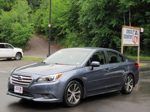 Used 2015 Subaru Legacy 2.5i Limited AWD/4WD image 1