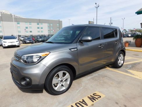 Used 2019 Kia Soul image 3