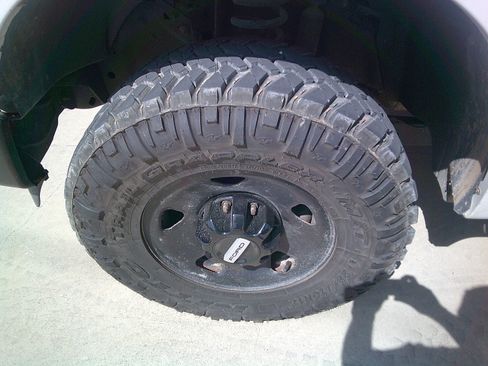 Used 2009 Ford F250 XL AWD/4WD image 9