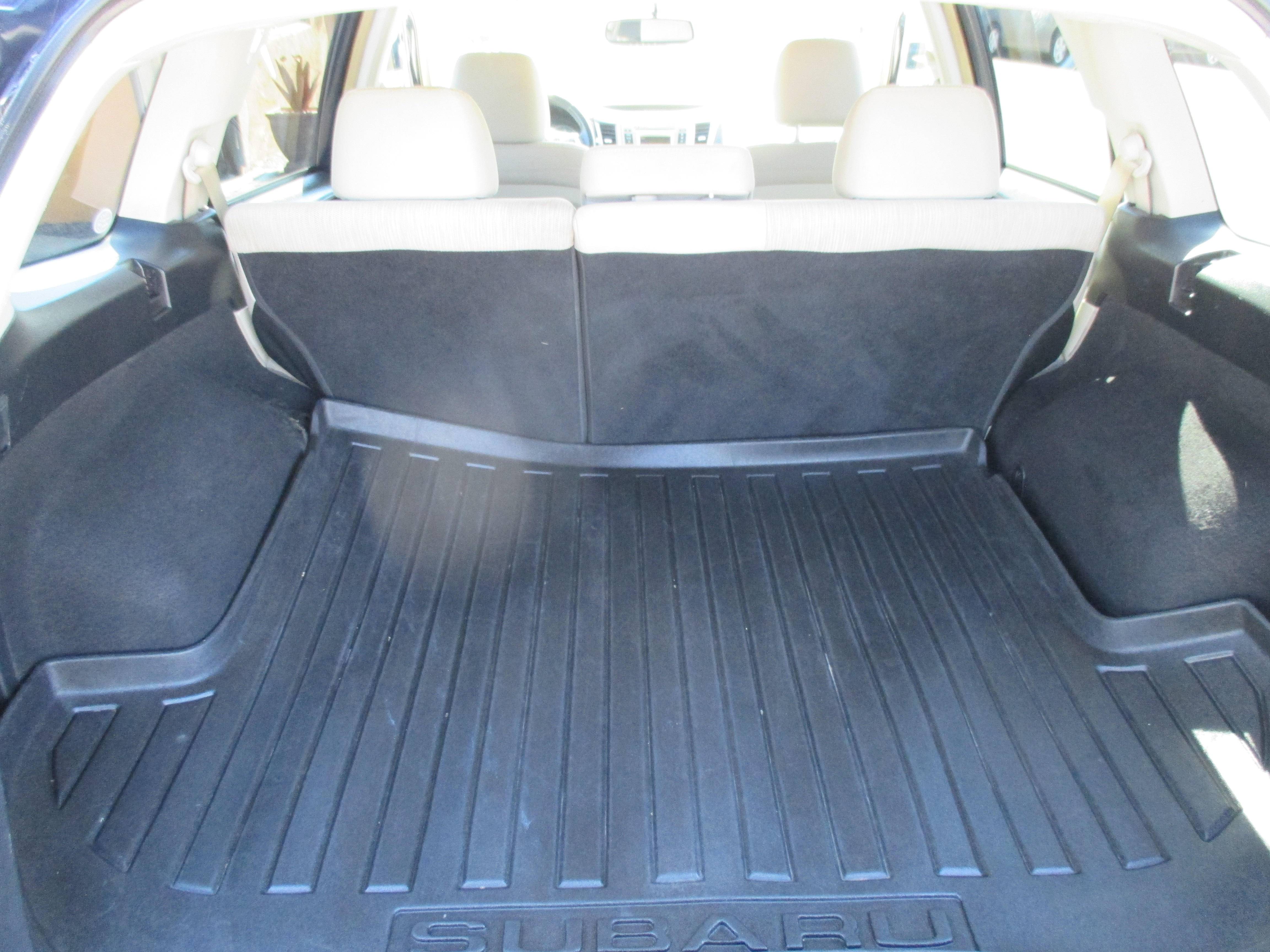 Used 2012 Subaru Outback 2.5i Limited AWD/4WD image 14