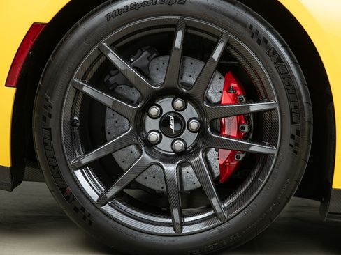 Used 2021 Ford GT Carbon Series RWD image 59