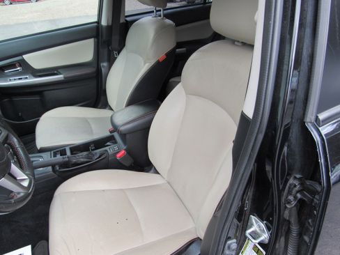 Used 2016 Subaru Crosstrek 2.0i Limited image 12