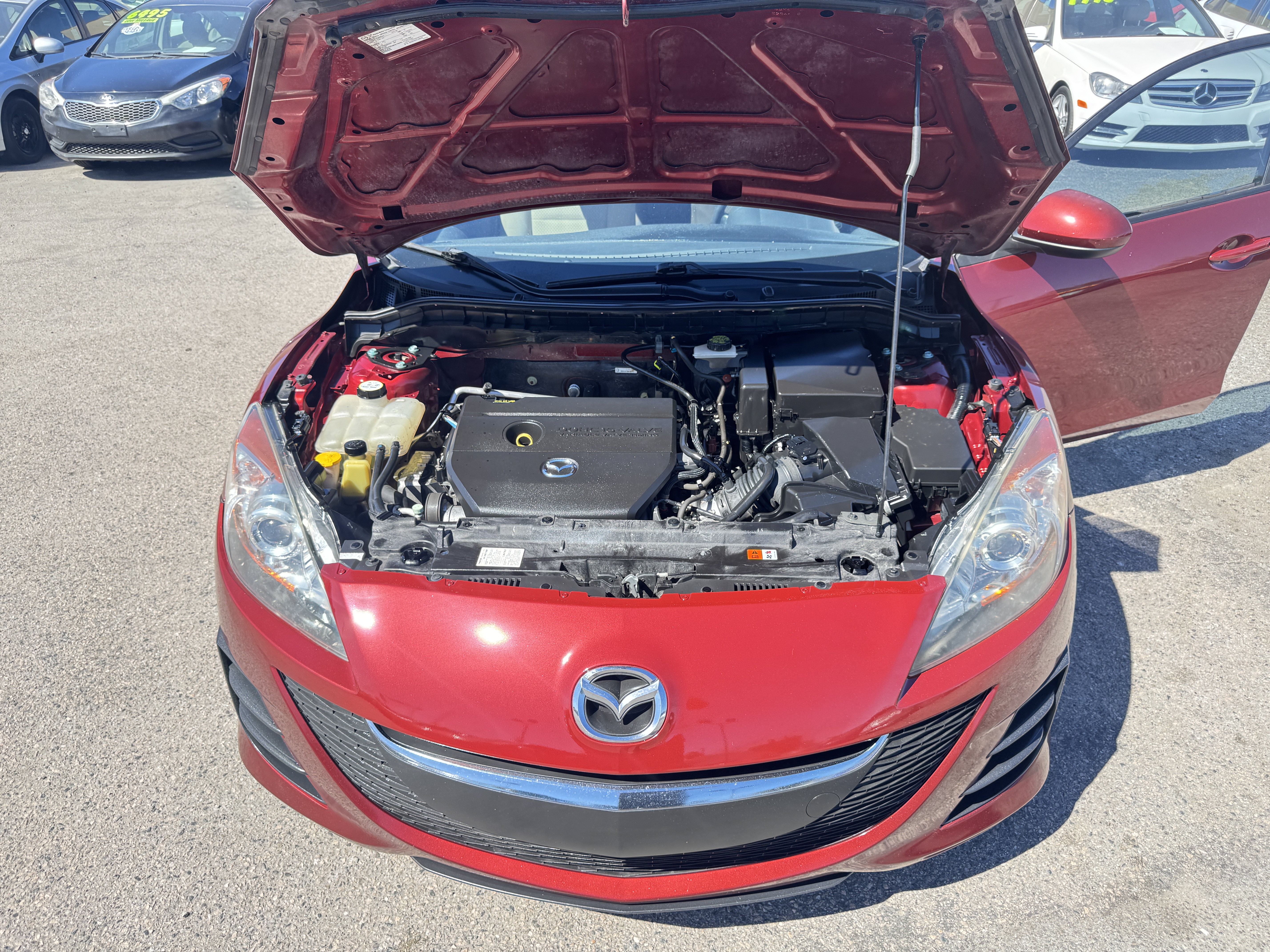 Used 2010 MAZDA MAZDA3 i Touring Sedan FWD image 21