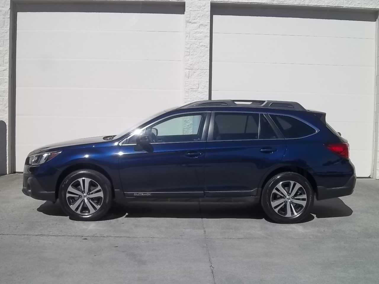 Used 2018 Subaru Outback 2.5i Limited AWD/4WD image 7