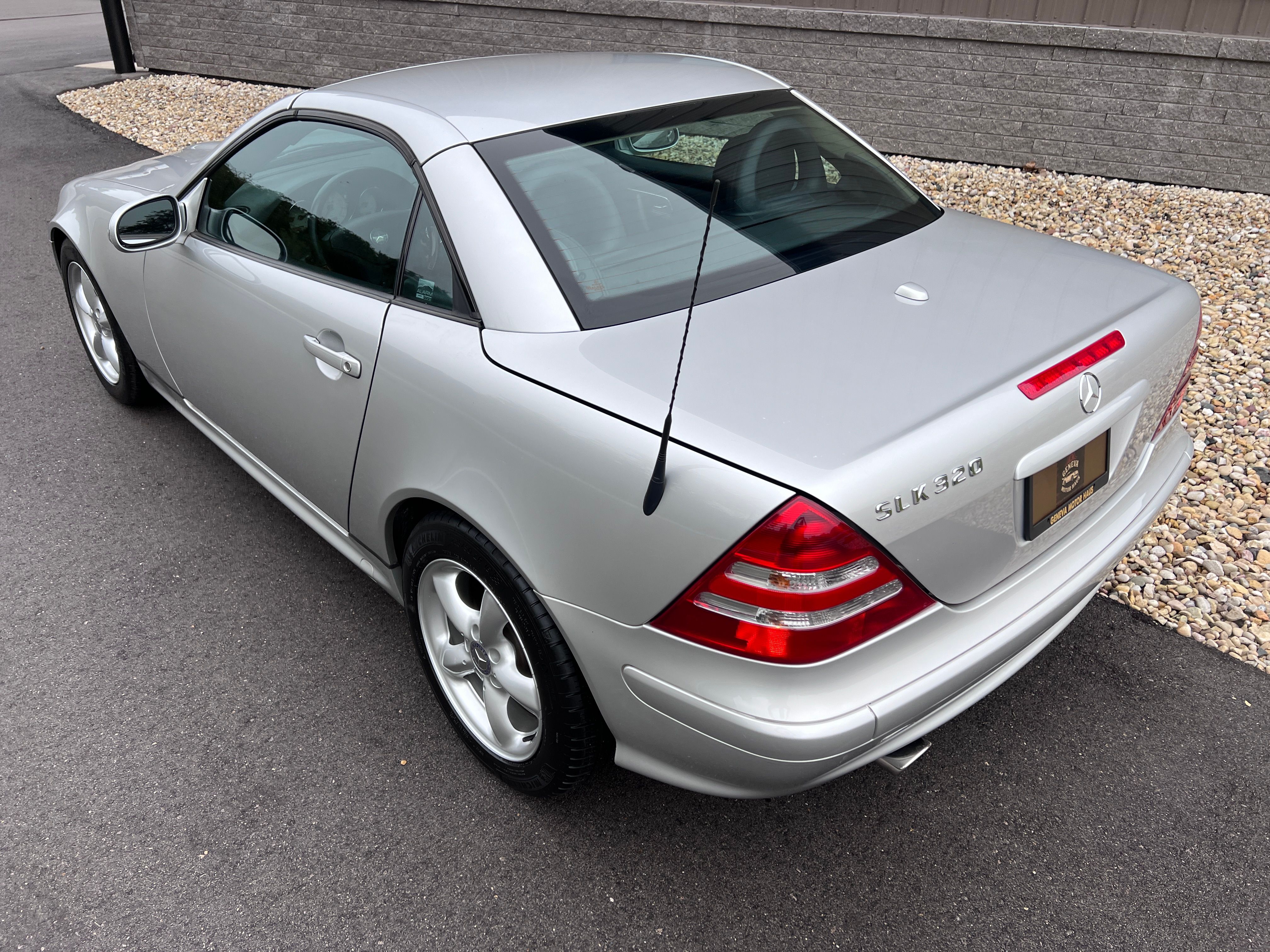 Used 2003 Mercedes-Benz SLK 320 image 8