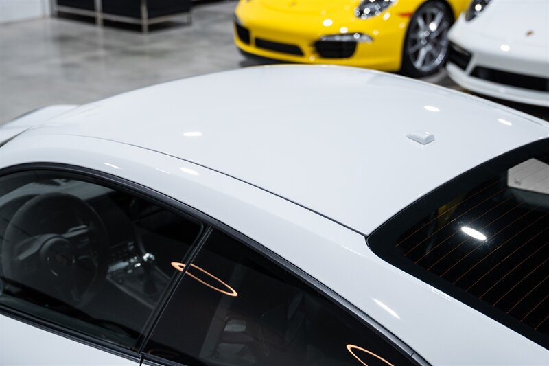Used 2018 Porsche 911 GT3 RWD image 66