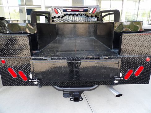 Used 2024 Chevrolet Silverado 2500 Custom image 14