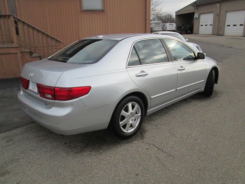 Used 2005 Honda Accord EX-L image 3
