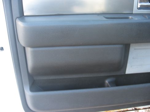 Used 2013 Ford F150 FX4 image 8