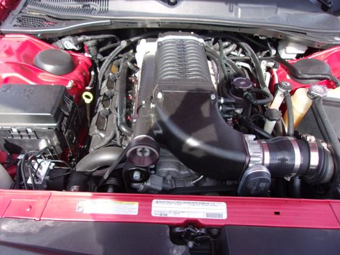 Used 2012 Dodge Challenger SRT image 15