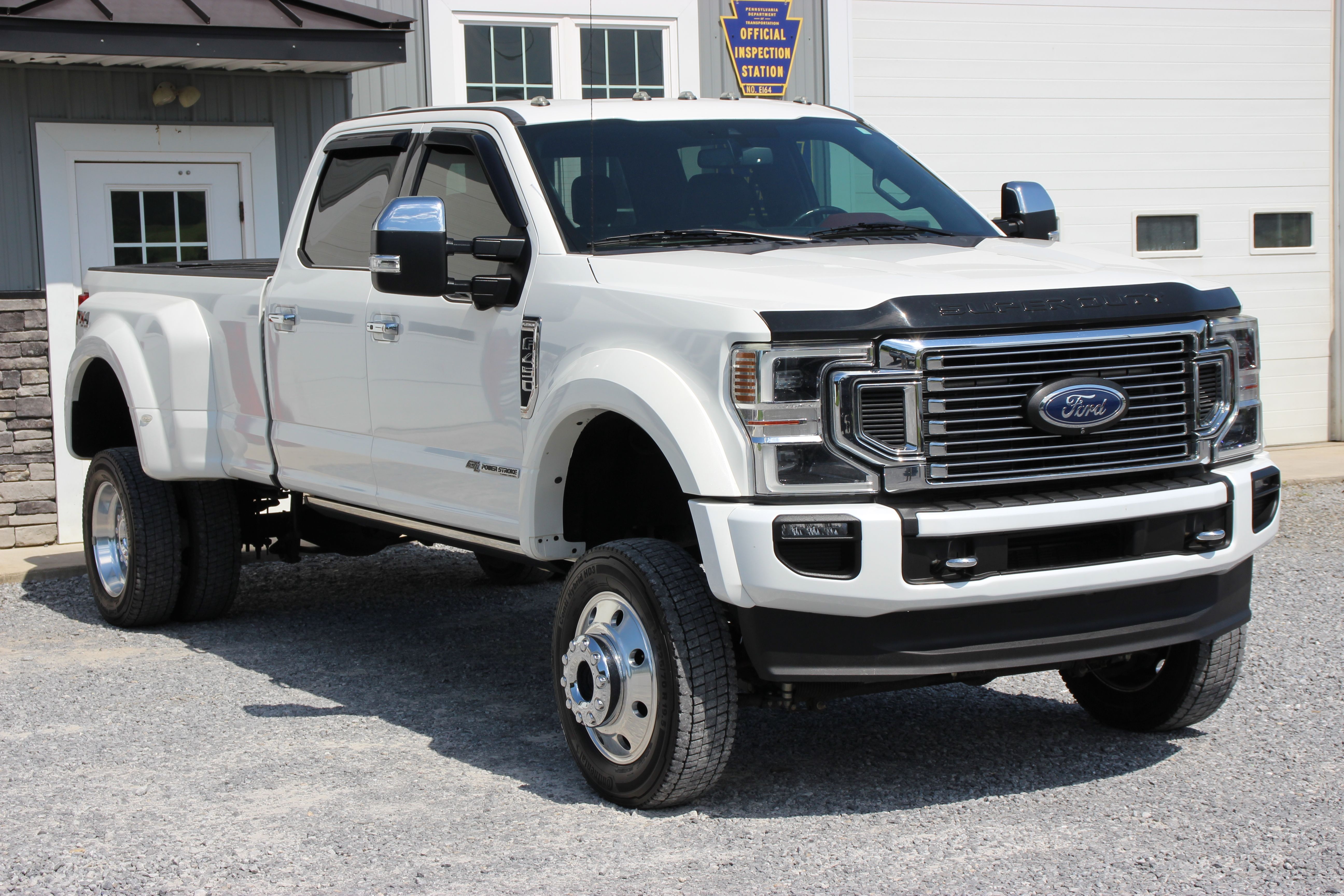 Used 2021 Ford F450 4x4 Crew Cab Super Duty image 2