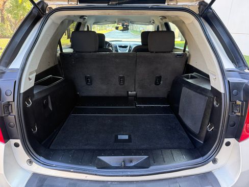 Used 2011 Chevrolet Equinox LS image 15