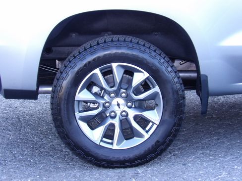 Used 2026 Chevrolet Silverado 1500 4x4 Crew Cab RST image 9