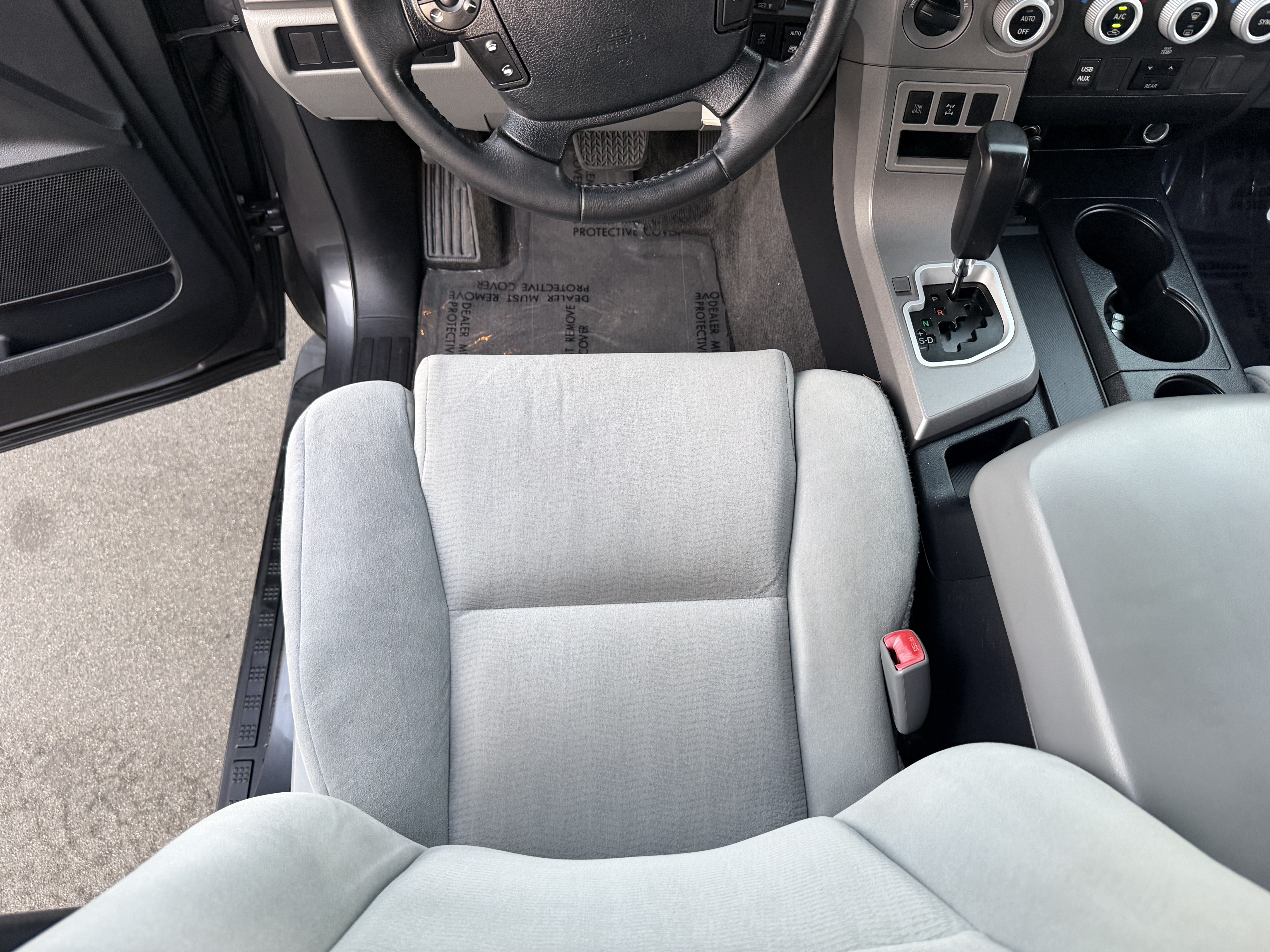 Used 2012 Toyota Sequoia 4WD image 21