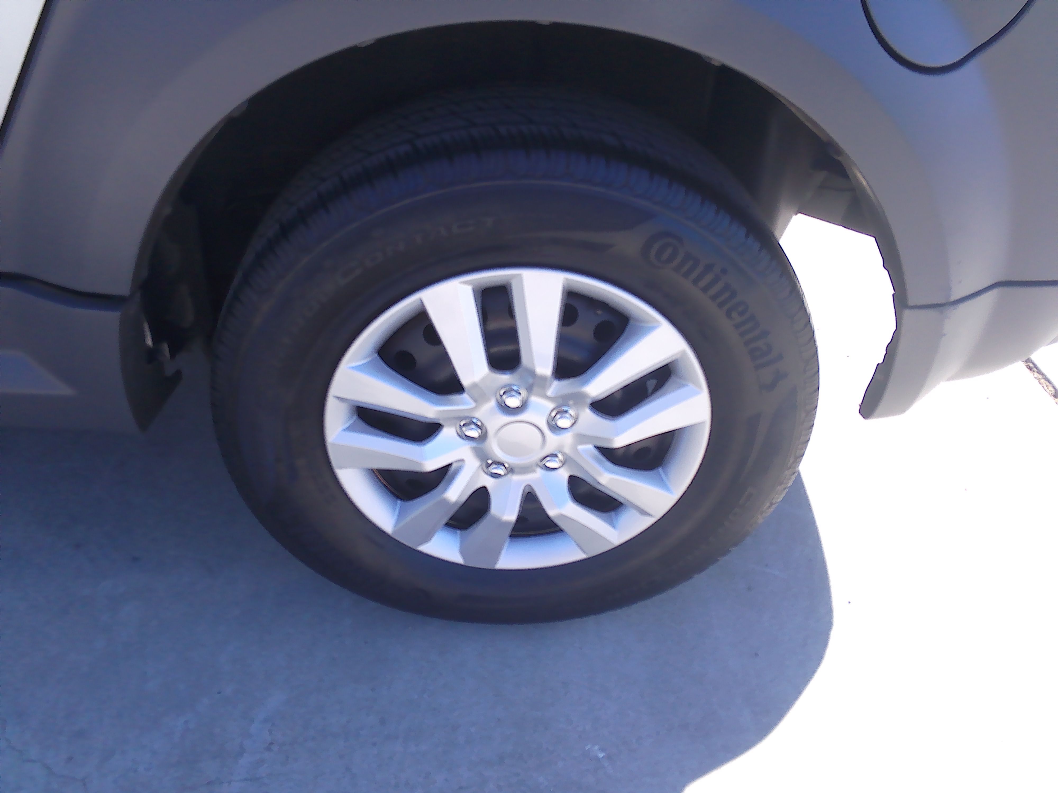 Used 2005 Honda Element LX image 32