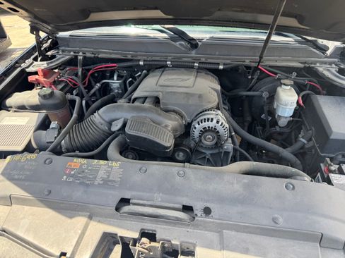 Used 2014 Chevrolet Tahoe 2WD image 15