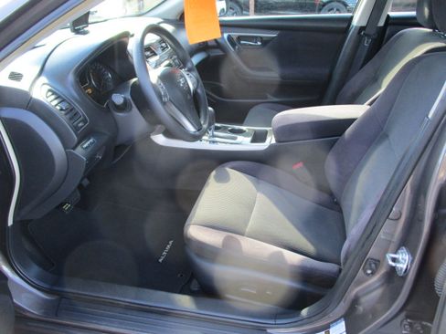 Used 2013 Nissan Altima 2.5 S image 13