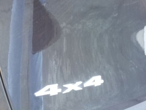 Used 2015 Jeep Cherokee Limited image 16