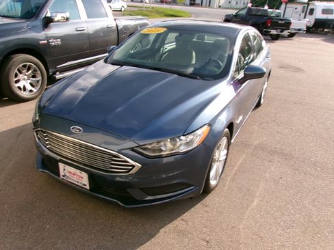 Used 2018 Ford Fusion S Hybrid FWD image 9