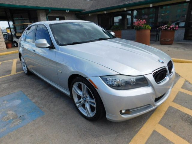 Used 2011 BMW 335d Sedan RWD image 1