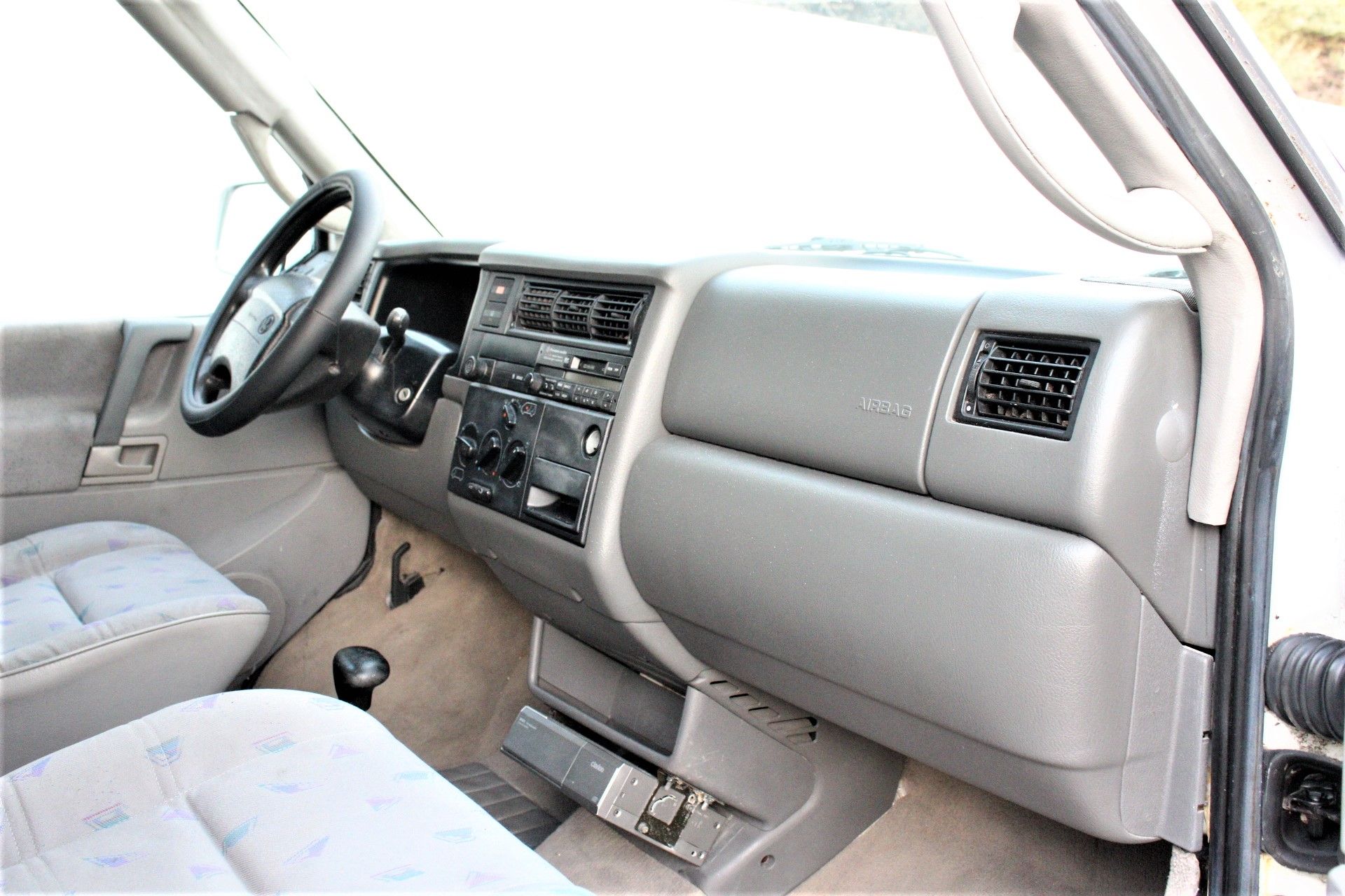 Used 1997 Volkswagen Eurovan Camper FWD image 26