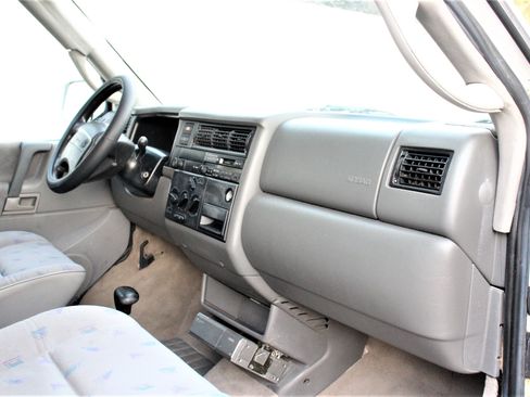 Used 1997 Volkswagen Eurovan Camper FWD image 26