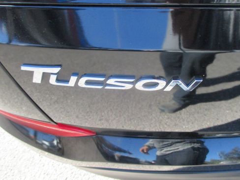 Used 2018 Hyundai Tucson SEL image 12